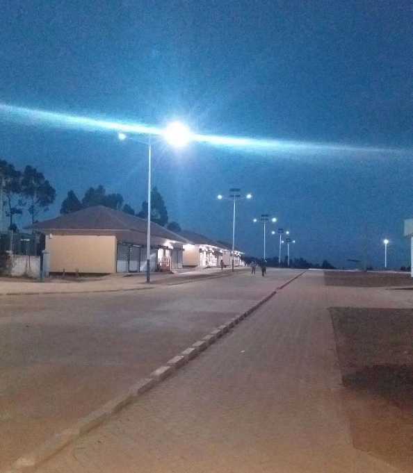 澄江市非洲科特迪瓦太阳能路灯工程